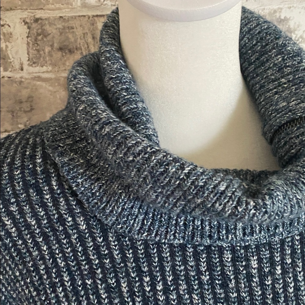 Leo & Nicole Cozy Blue Cowl Neck Oversized Sweater. Size S. - Picture 4 of 16